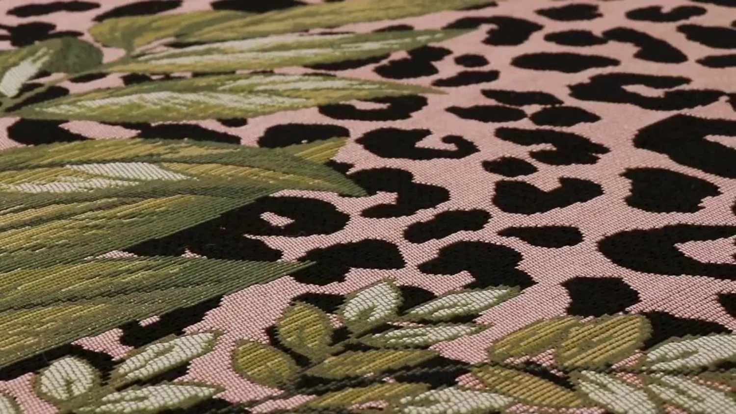 Brand new 🧨 Liora Manne Marina Safari Indoor/Outdoor Rug, Green, 4'10"x7'6" 🤩 2 Brand new 🧨 Liora Manne Marina Safari Indoor/Outdoor Rug, Green, 4'10"x7'6" 🤩 - Image 2