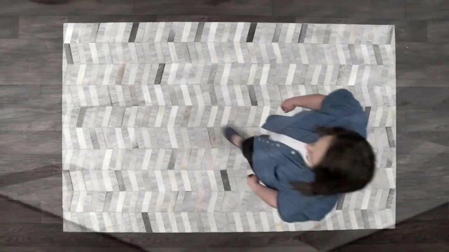 Coupon ✨ NuLOOM Handmade Leather Cowhide Mitch Area Rug, Silver, 8'x10' ❤️ 3 Coupon ✨ NuLOOM Handmade Leather Cowhide Mitch Area Rug, Silver, 8'x10' ❤️ - Image 3