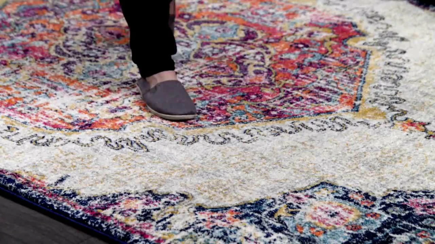 Promo ๐ NuLOOM Traditional Medallion, Multi, 9'x12' ๐งจ 3 Promo ๐ NuLOOM Traditional Medallion, Multi, 9'x12' ๐งจ - Image 3