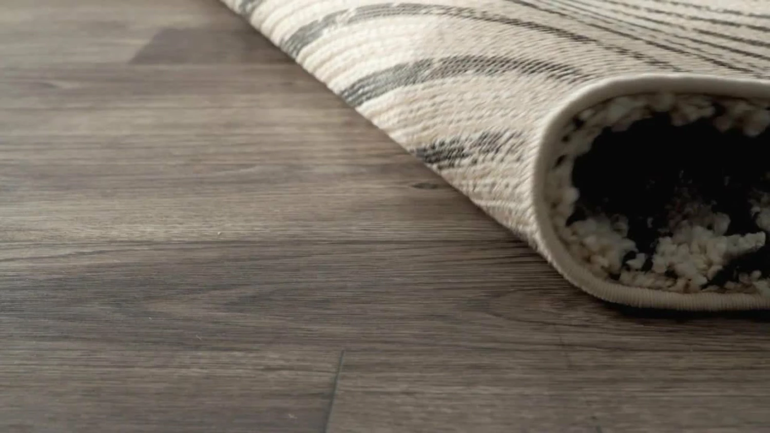 Deals 🧨 NuLOOM Striped Shag Area Rug, Off White, 6'7"x9' 🤩 2 Deals 🧨 NuLOOM Striped Shag Area Rug, Off White, 6'7"x9' 🤩 - Image 2