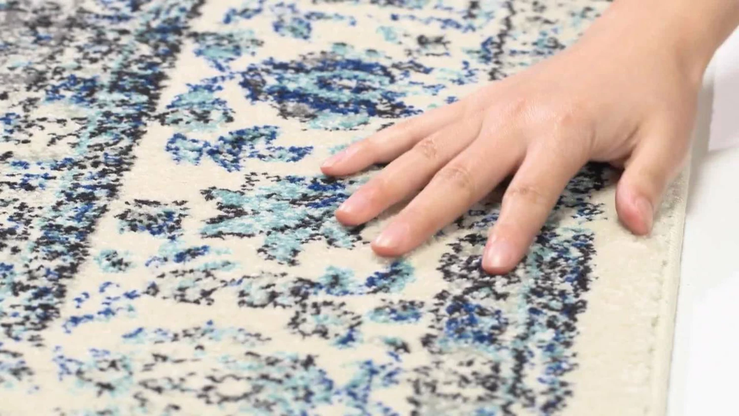 Hot Sale 💯 Safavieh Evoke Collection EVK220 Rug, Ivory/Grey, 3' X 5' ⌛ 2 Hot Sale 💯 Safavieh Evoke Collection EVK220 Rug, Ivory/Grey, 3' X 5' ⌛ - Image 2