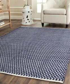 Best deal 🎁 Safavieh Boston Collection BOS685 Rug, Navy, 8'x10' ⭐